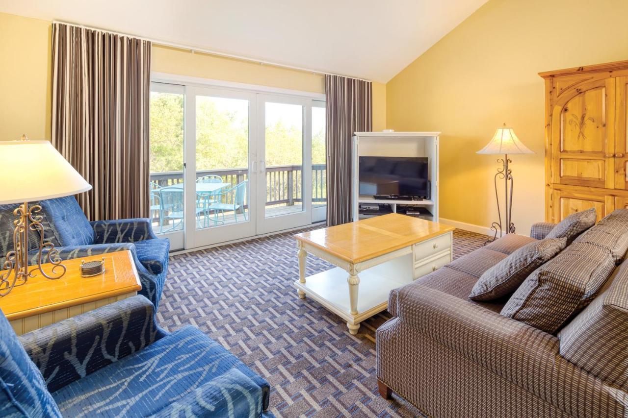 Club Wyndham Newport Overlook Jamestown Exterior photo