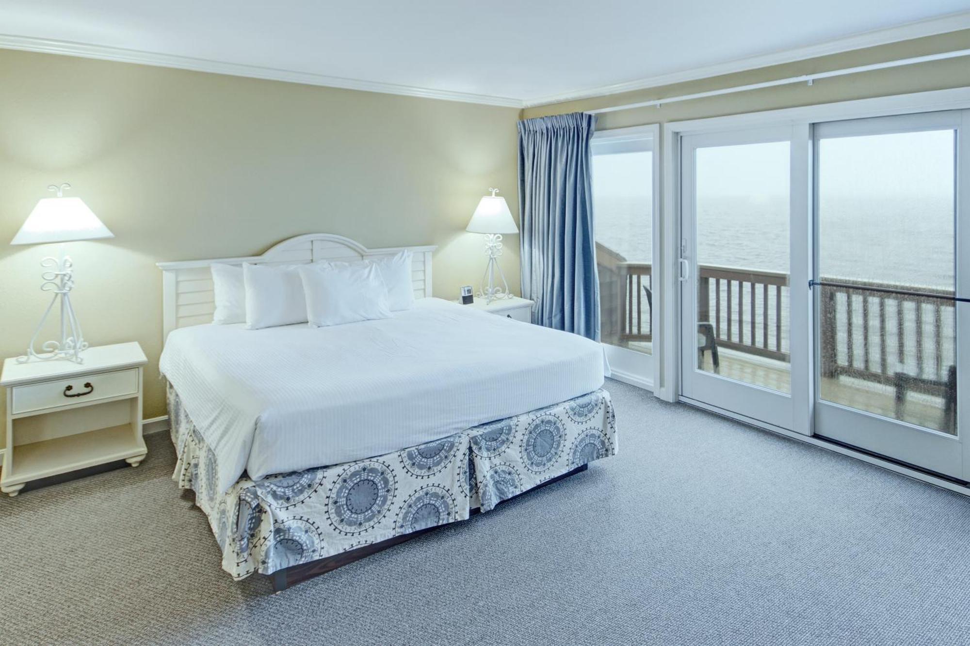 Club Wyndham Newport Overlook Jamestown Exterior photo